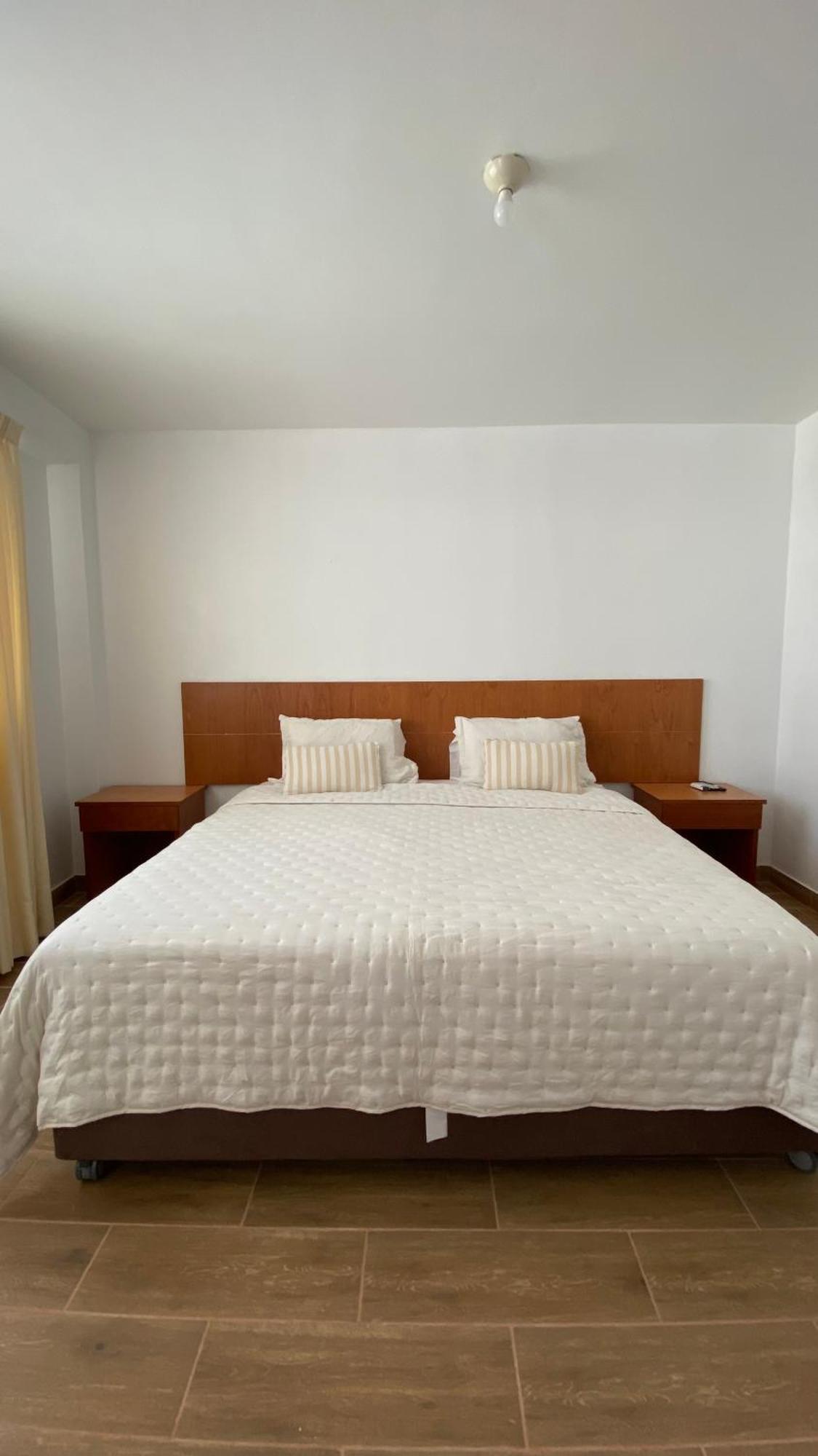 Prim Hotel Vichayito Bagian luar foto